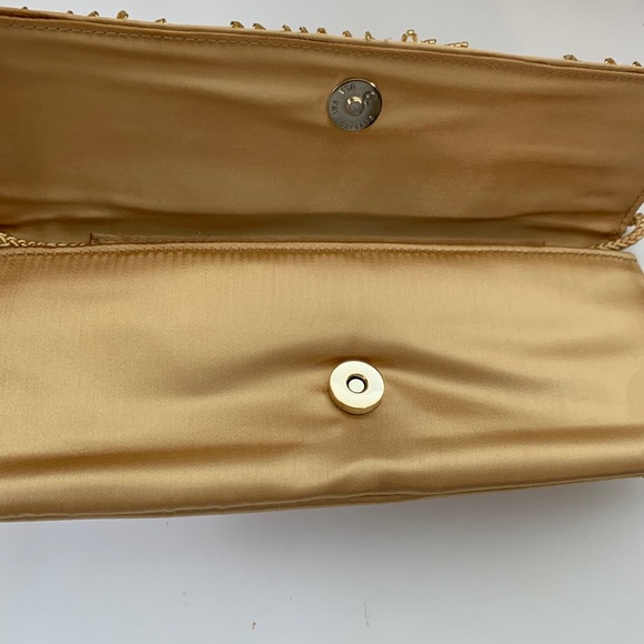 La Regale Gold Beaded Evening Bag - Picture 7 of 8